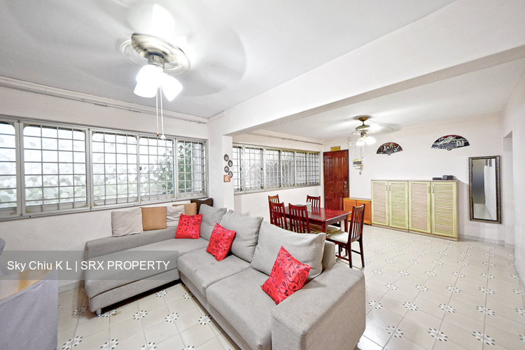 Jurong East Street 21 thumbnail photo